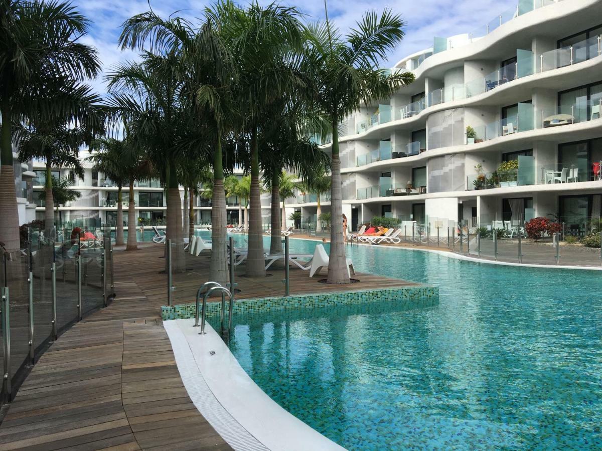 Apartamento The Waves, Luxurious 5*, Wifi, Olympic Pool Palm-mar Exterior foto